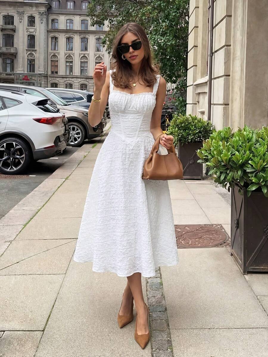 Lucivie 女士休闲优雅吊带褶皱心形领中长连衣裙，白色田园风Y2K浪漫野餐约会夏季连衣裙 - 白色 - 查看 1