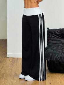 SHEIN PETITE 女士夏季节日文艺复兴集市街头复古Y2K Grunge印花弹力翻边裤黑色直筒裤 - 黑色 - 查看 5