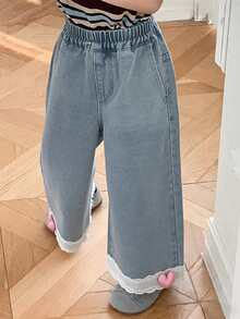 DAZY Flickor (Small) Blommiga Patchwork Kontrastfärgade Raka Ben Casual Jeans - Blå - Visa 4