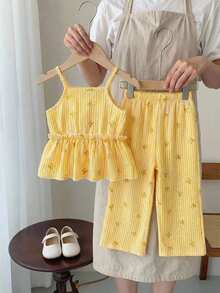 SHEIN Vintaside Kids 2pcs/Set Young Girls Cute Striped Bow Print Camisole Top With Ruffle Hem & Wide Leg Pants, Sweet & Fresh, Summer Little Girl Co Ord Set Little Girl Two Piece Set Toddler Co Ord Yellow Two Piece Set For Girls - Yellow - View 1