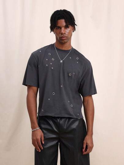 SUMWON Men's Boxy Fit Crew Neck Short Sleeve T-Shirt With Metal Eyelet Details Casual Streetwear Urban Style Cotton Blend Top