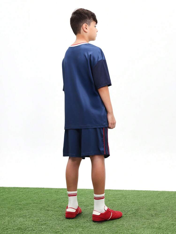 Conjunto de Camiseta de Malha com Decote em V Marinho e Shorts Combinando com Estampa do Número EUA, Conjunto de Duas Peças Inspirado em Esportes Casuais de Verão