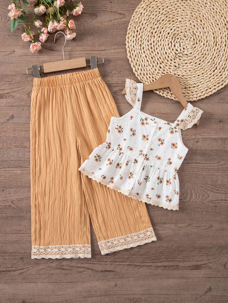 SHEIN Vintaside Kids Young Girl Vacation Casual Heart Print Lace Patchwork Top And Pants 2-Piece Set - Apricot - View 1