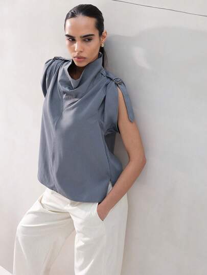 KSTM Blusa de cuello alto con detalles de hebilla en los hombros y diseño sin mangas para moda contemporánea de mujer