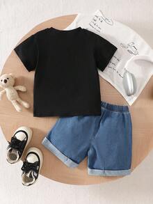 SHEIN Genkimix Kids 2件套男童休闲牛仔熊刺绣短袖T恤和短裤套装，适合日常休闲、运动、上学、户外活动、夏季穿着 - 彩色 - 查看 2