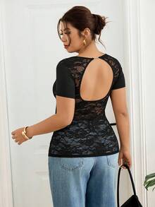 Lounesse 大码女式镂空露背圆领蕾丝拼接设计休闲宽松短袖上衣，大码黑色T恤 - 黑色 - 查看 4