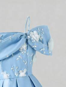 Tween Girl Off-Shoulder 3D Floral Decor Pleated Fashion Party Dress - Blue - View 5