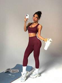 Dewbera 女士露脐背心和紧身裤运动套装 - 酒紅色 - 查看 6