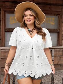 SHEIN CURVE+ Áo kiểu nữ cỡ US22, thích hợp cho lễ hội âm nhạc, kỳ nghỉ bên bờ biển, phong cách bohemian, cổ chữ V thêu họa tiết và tay cánh hoa, áo mùa hè cỡ lớn, áo trắng nữ, áo kiểu ren mùa hè, áo sơ mi nữ, áo kiểu nữ, áo ren mùa hè cho nữ. - trắng - Xem 7