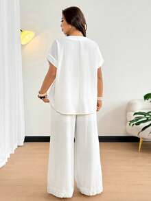 EMERY ROSE Plus Size Women Summer Elegant Commuter Loose V-Neck Textured Short Sleeve Wide Leg Pants 2 Pieces Set - White - View 2