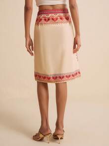 LOTSLUV 女士杏色和橙色半身裙，饰有心形和孔雀图案、刺绣和串珠装饰，适合春夏穿着。 - 橘色 - 查看 2