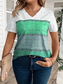 EMERY ROSE Plus Size Women's Contrast Color V-Neck Short Sleeve T-Shirt Graphic Tees Women Tops - Multicolor - View 1