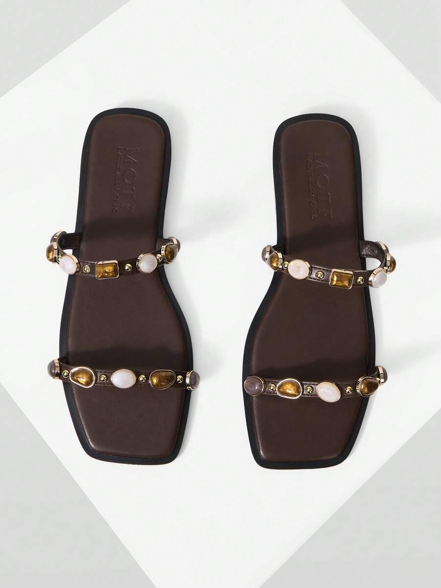 SPRING AND SUMMER NEW OUTDOOR WOMEN'S FLAT BOTTOM SQUARE TOE SIMPLE SLIPPERS WOMEN'S THICK BOTTOM NON-SLIP OPEN-TOED CASUAL VERSATILE BEACH SLIPPERS SUMMER SHOES - Coffee Brown - View 1