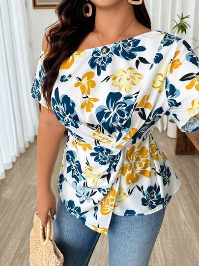 Weeklong 大码女式不对称下摆扭结前襟短袖衬衫，白色背景优雅花卉印花，度假性感设计