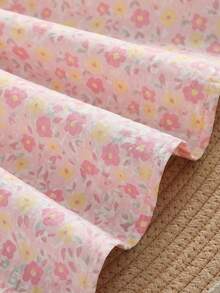 SHEIN 女婴春季休闲度假可爱甜美泡泡袖A字短袖连衣裙，质感面料搭配精致褶皱工艺，高品质且性价比高，适合旅行或度假穿着。 - 粉色 - 查看 7