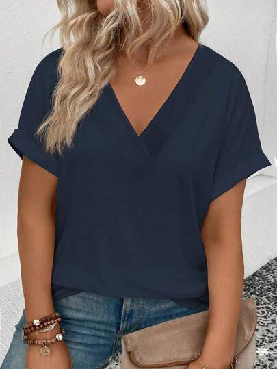 EMERY ROSE Women's Casual V-Neck Short Sleeve Curved Hem All-Match Versatile Plus Size T-Shirt