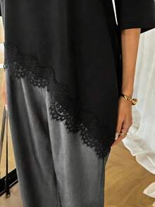 SHEIN LUNE Women's Casual Asymmetric Hem Lace Patchwork T-Shirt, Heart Print - Multicolor - View 4