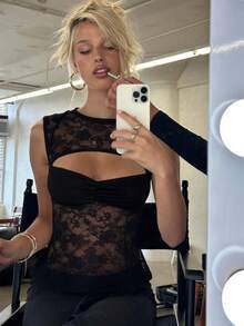 Siren Gaze 女士撞色蕾丝镂空褶皱修身性感T恤 - 黑色 - 查看 11