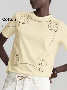Ontre 2026春夏女士休闲纯色镂空刺绣短袖T恤，宽松版型，商务通勤优雅都市时尚，高品质机场时尚单品，适合情人节、约会、度假派对等场合，女士白色短袖上衣，时尚百搭流行T恤 - 杏色 - 查看 8