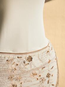 SHEIN ICON 女士加大码春夏复古性感千禧风 Y2K 时尚个性都市摩登优雅海滩度假派对装扮简约优雅金属海星装饰露肩杏色修身上衣 - 淡黃色 - 查看 9