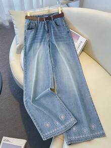 GlowEve Women's Casual Versatile Floral Embroidery Pocket Button Flare Leg Jeans - Blue - View 3