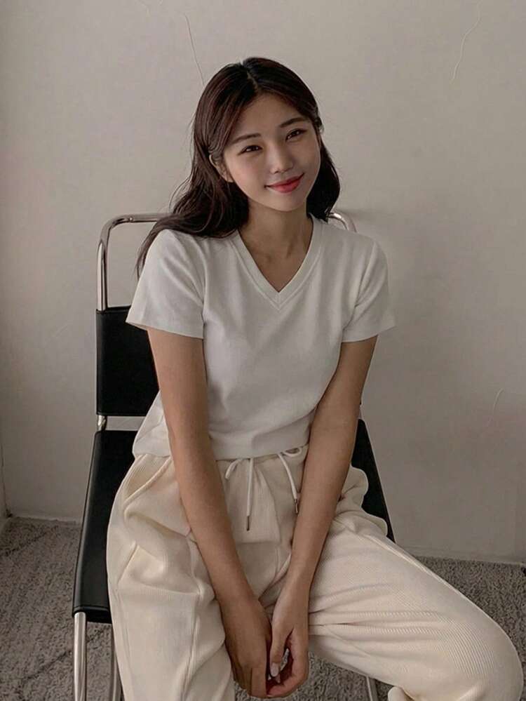 Women's Solid Color V-Neck Short Sleeve Casual Versatile T-Shirt Summer