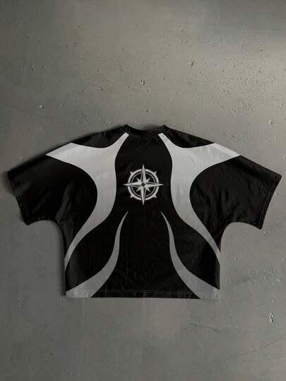 Manfinity ZONE917 宽松版型嘻哈街头风仿拼接黑白撞色指南针图案短袖T恤，街头风爱好者的理想之选，送给男友或说唱歌手的礼物