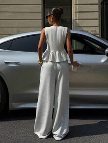 Muchica 女士V领无袖上衣和裤子套装，夏季新品 - 灰色 - 查看 2