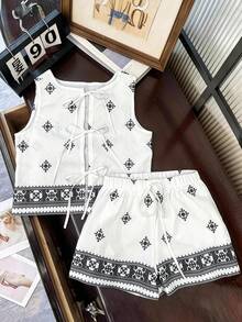 Breezaya Conjunto de 2 piezas de verano bohemio para vacaciones de mujer, top sin mangas con estampado floral bordado falso en blanco y negro con lazo delantero & shorts de cintura elástica - Blanco - Ver 4