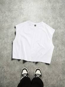 Manfinity ZONE917 Áo tank top dáng rộng, thoải mái theo phong cách đường phố, in khẩu hiệu "JUST HUG ME" và hình in lớn ở phía sau, màu trắng. - trắng - Xem 5