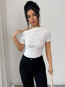 Elenzga 优雅女士不对称褶皱修身短袖T恤，休闲度假质感面料，时尚白色T恤，适合春夏穿着 - 白色 - 查看 7