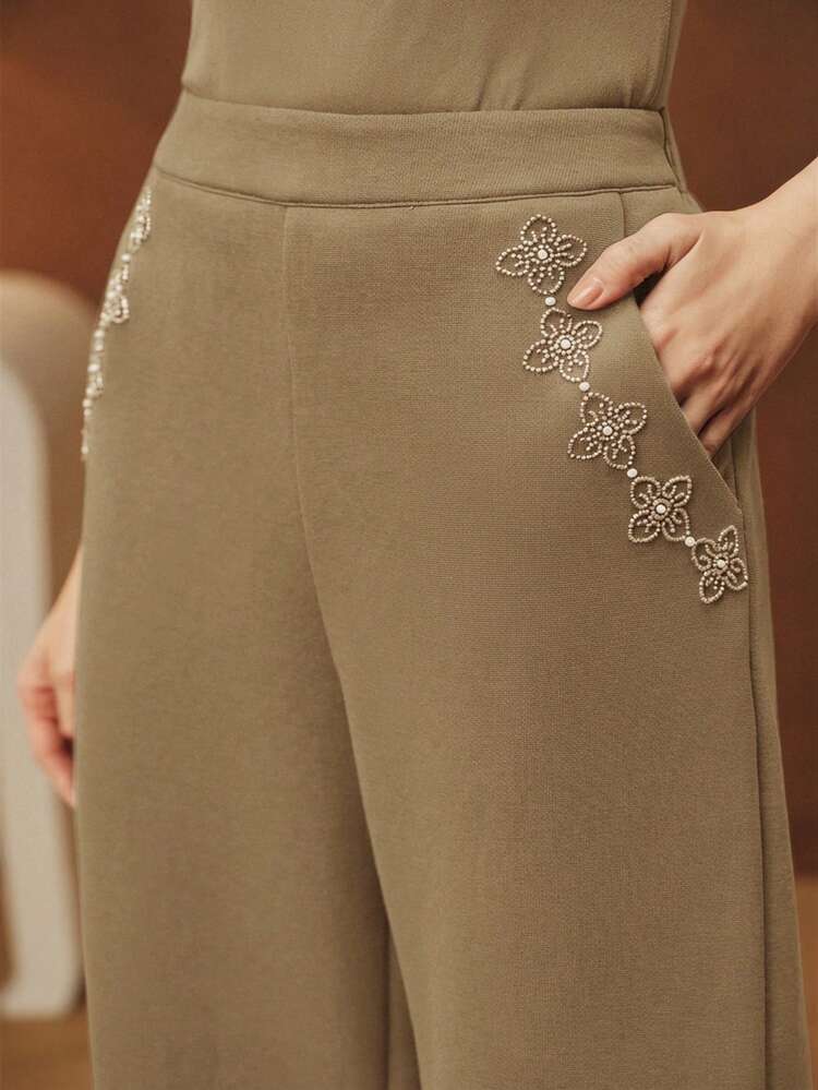 Anewsta Women's Modern Vintage Loose Slant Pocket Delicate Pearl Embroidered Pattern Straight Sweatshirt & Pants Set