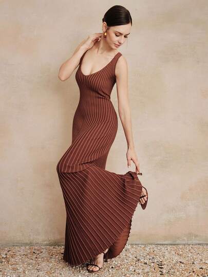 Anewsta 早春新款优雅条纹针织高领修身女士毛衣连衣裙