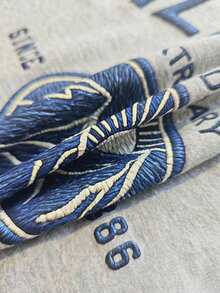 SHEIN EZwear 女士休闲圆领卫衣，女士休闲套装，加州印花 - 淺灰色 - 查看 7