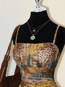 SHEIN ICON 女士外出度假绿色波西米亚风西式礼服，适合舞会、音乐会、科切拉音乐节、海滩装扮，复古枫叶印花褶皱迷你连衣裙，适合夏季度假、返校季、夏季穿着。 - 彩色 - 查看 11