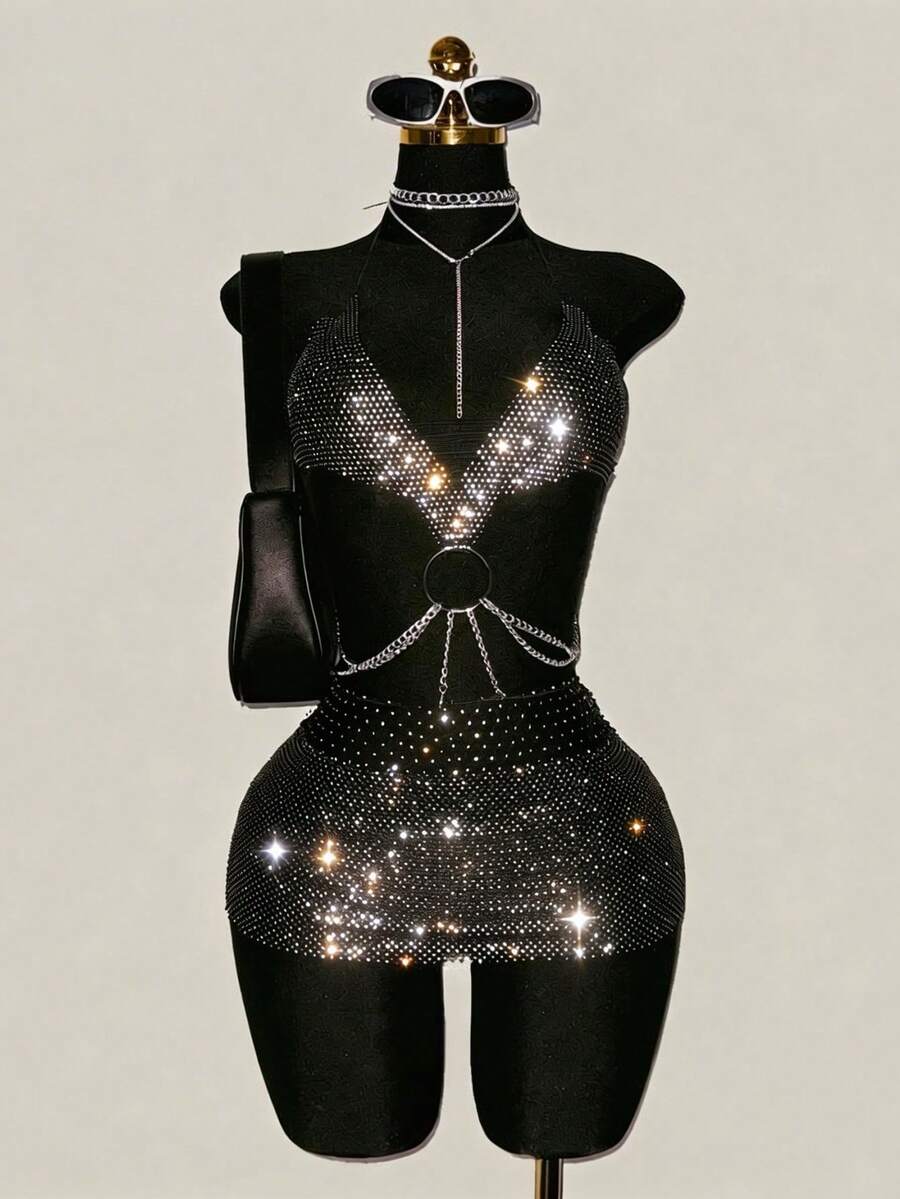 SHEIN DivaQ 女士渔网超短连衣裙，金属链条装饰，性感透视亮片，适合节日派对穿着 - 黑色 - 查看 1