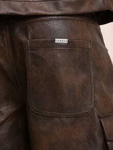 SUMWON 男士仿皮工装短裤，饰有链条细节，多口袋卷边设计，都市街头风夏季休闲下装 - 棕色 - 查看 7