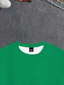 Manfinity Homme 加大码男士休闲T恤，渐变闪电印花时尚短袖圆领T恤，简约优雅百搭，送给男友或家人的绝佳礼物 - 彩色 - 查看 5