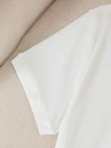 SHEIN PETITE CURVE Bộ đồ 2 món dành cho nữ cỡ lớn, gồm áo thun ngắn tay và chân váy midi đính đá hoa, kiểu dáng thường ngày. - trắng - Xem 5