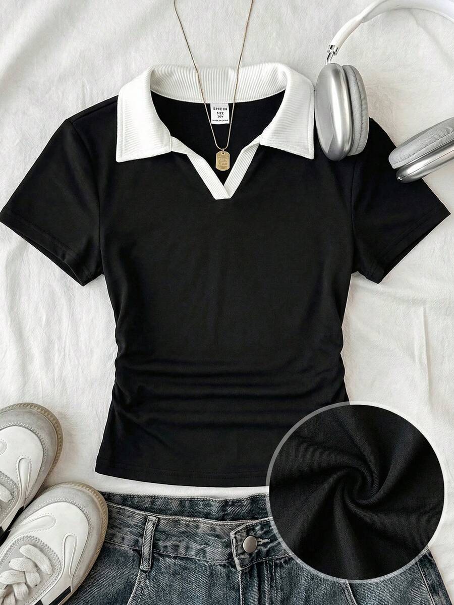 SHEIN 少女款海军蓝白领针织休闲撞色修身短款上衣，带小号Logo刺绣 - 黑與白 - 查看 1