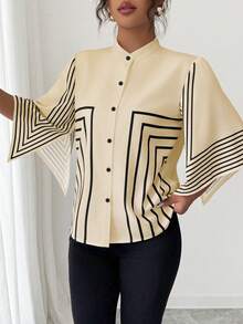 Elenzga Blus Elegan Prancis dengan Kerah Mandarin, Motif Garis Geometris Cetak Digital, Lengan Asimetris, dan Plaket Asimetris untuk Musim Semi/Panas, Cocok untuk Resor. - Aprikot - View 3