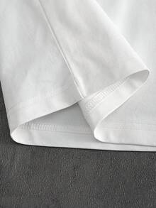 Manfinity Homme 男士舒适针织纯色圆领背心，适合休闲、办公、商务、日常约会、居家休闲、时尚派对、聚会等场合，可单穿或搭配休闲服饰，自用或送礼皆宜。 - 白色 - 查看 7