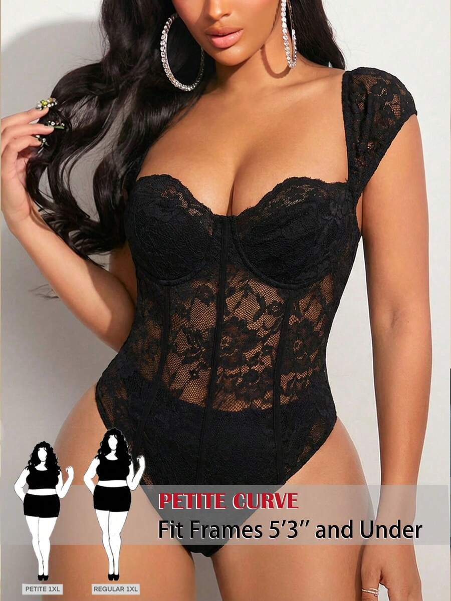 SHEIN PETITE CURVE Bộ đồ liền thân ren màu đen ôm sát, cổ tim, chất liệu ren co giãn cao cấp, thích hợp cho nữ cỡ lớn và nữ dáng nhỏ nhắn, mang phong cách lãng mạn và thanh lịch mùa hè. Quần dành cho nữ dáng nhỏ nhắn, phù hợp với phụ nữ nhỏ nhắn. Cạp cao giúp bạn trông thon gọn và dài chân hơn, phù hợp với phụ nữ dáng nhỏ nhắn. Thích hợp cho mọi mùa và mọi dịp, phù hợp cho nữ dáng nhỏ nhắn. Áo tank top mùa hè, trang phục mùa hè, trang phục nghỉ hè, áo tank top dài mùa hè cho nữ, trang phục mùa xuân, áo tank top, áo tank top thường ngày, áo tank top cạp cao giúp thon gọn cho mùa hè, quần dự tiệc thanh lịch cho nữ, quần thanh lịch dự tiệc, quần thanh lịch cho quý cô, trang phục nghỉ mát cho nữ, trang phục nghỉ lễ cho nữ, trang phục nghỉ hè, trang phục du lịch mùa hè, trang phục lễ hội, trang phục lễ hội cho nữ năm 2026, trang phục lễ hội cho nữ 2026, quần áo lễ hội cho nữ, trang phục lễ hội cho nữ. - màu đen - Xem 1