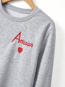 Resyla Áo nỉ nữ thời trang mùa xuân/hè cổ tròn thêu hình trái tim, áo nỉ ngày Valentine. - Xám - Xem 5