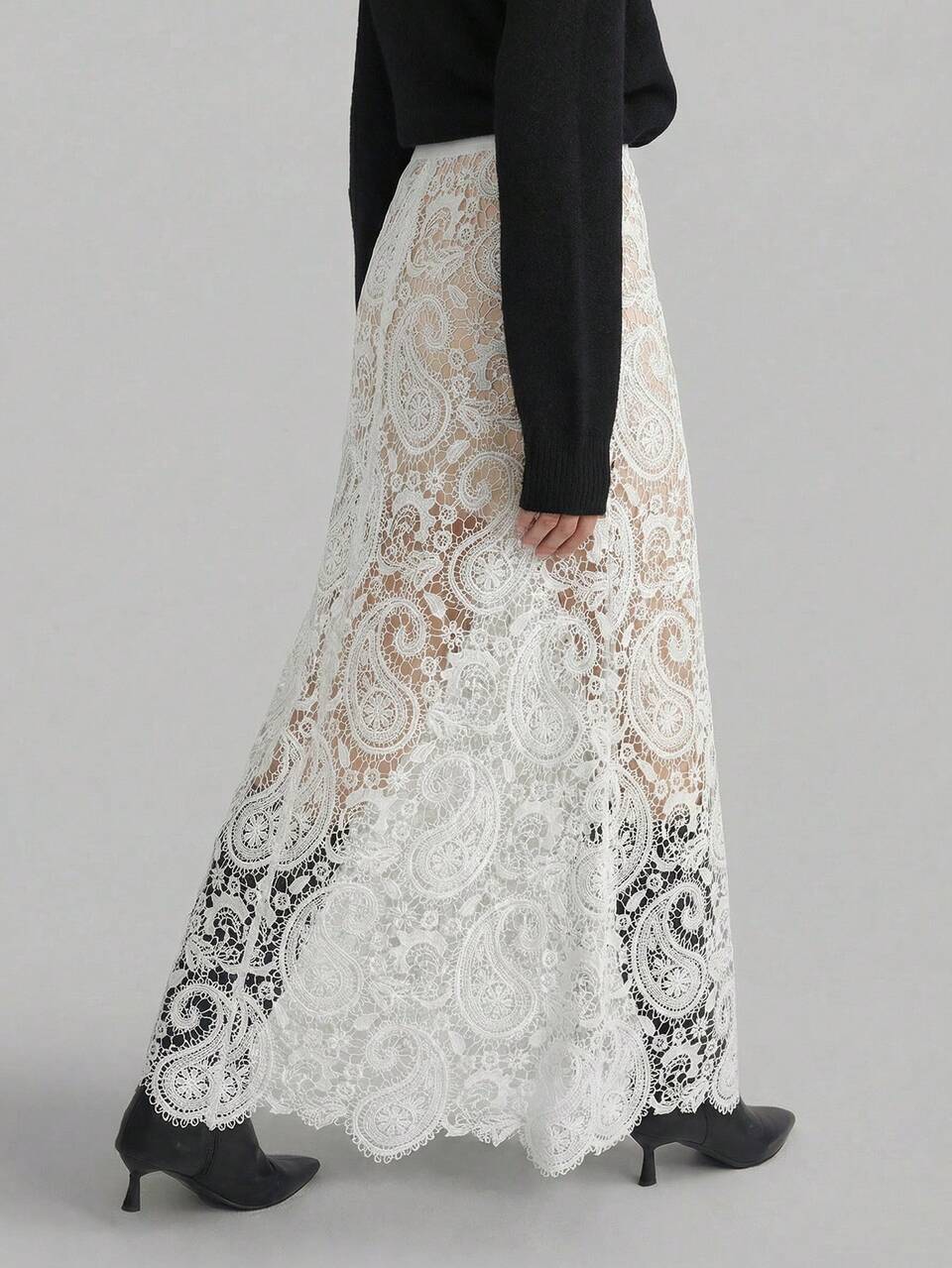 White Summer Elegant Tea Party Women's Skirt,2026 Hollow-Out Lace Fabric Loose Fit,Sophisticated Urban Business Commuter,Vintage High-Quality Fashion