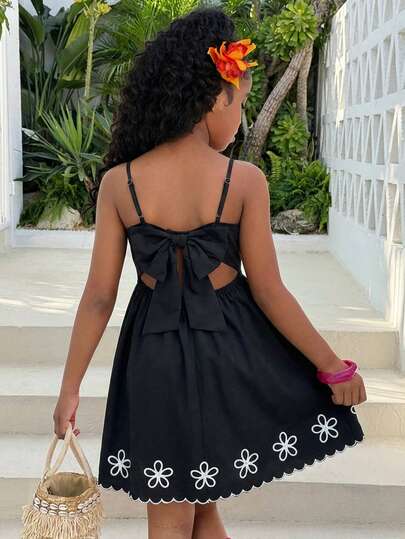 Tween Girls Black Floral Print Camisole Waist Hollow Back Bow Casual Dress, Fashionable, Versatile, Suitable For Party, Outing, Sister Photo Shoot, Park, Camping, Vacation, Daily Casual Wear