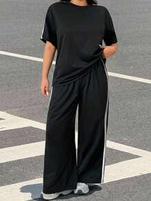 Muchica Conjunto de camiseta de manga corta con rayas de contraste en los laterales y pantalones holgados de pierna ancha de estilo deportivo casual para mujer talla grande - Negro - Ver 6