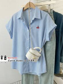 SHEIN CURVE+ Áo sơ mi mùa hè đơn giản, thoải mái, cỡ lớn - Màu xanh lam - Xem 1