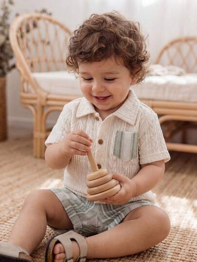 SHEIN 2件套男婴夏季休闲度假可爱绿色条纹口袋装饰短袖衬衫和松紧腰短裤套装