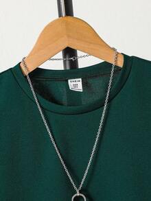 SHEIN 2pcs Tween Boy Crew Neck Graphic Tee And Shorts Casual Daily Outfit - Dark Green - View 3